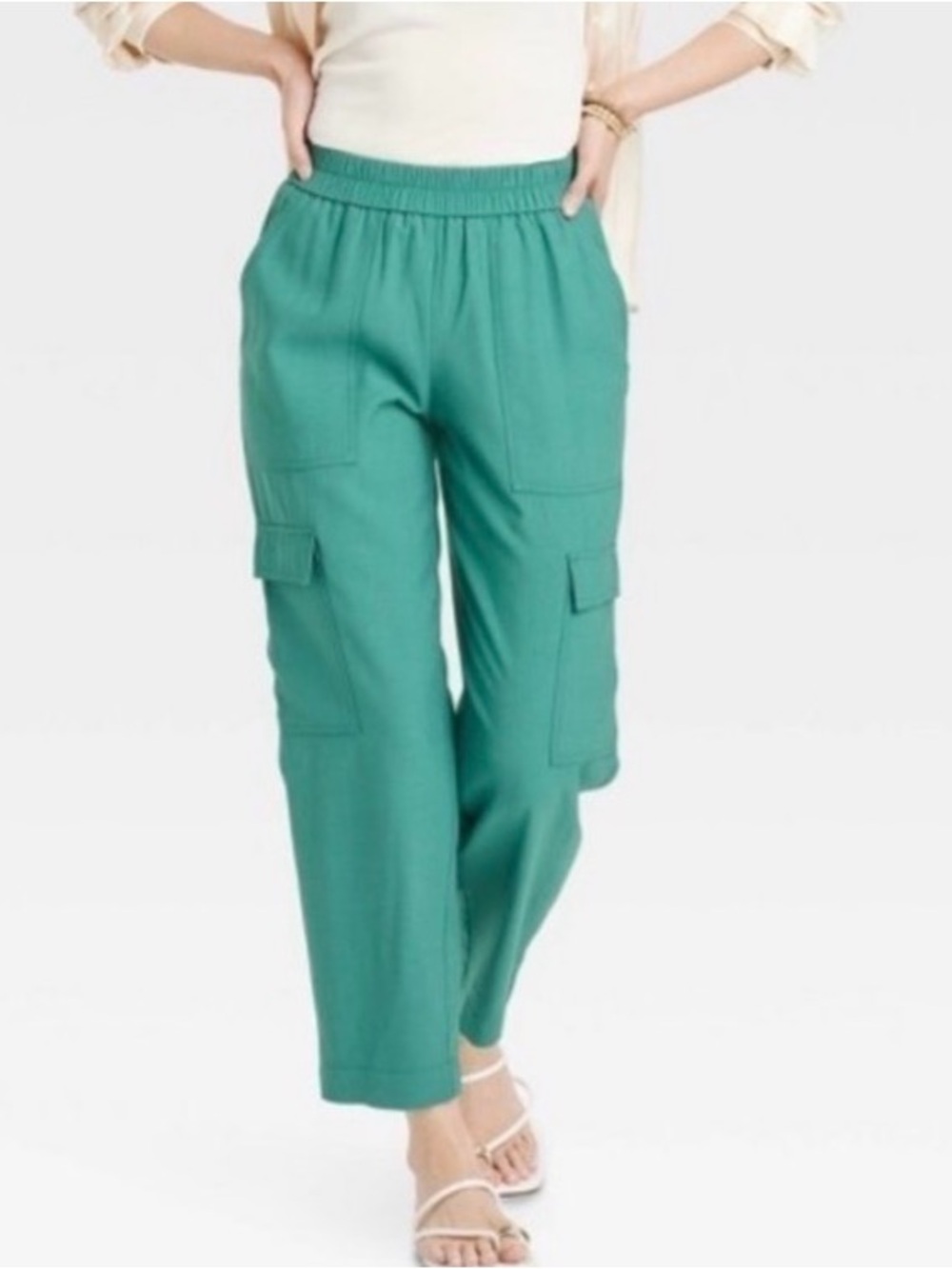 NWOT A New Day High Rise Ankle Cargo Pants in Teal Size Medium